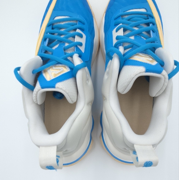 Nike GIANNIS IMMORTALITY 3 Phantom/Blue Basketball Shoes  DZ7533 002 - Picture 8 of 9